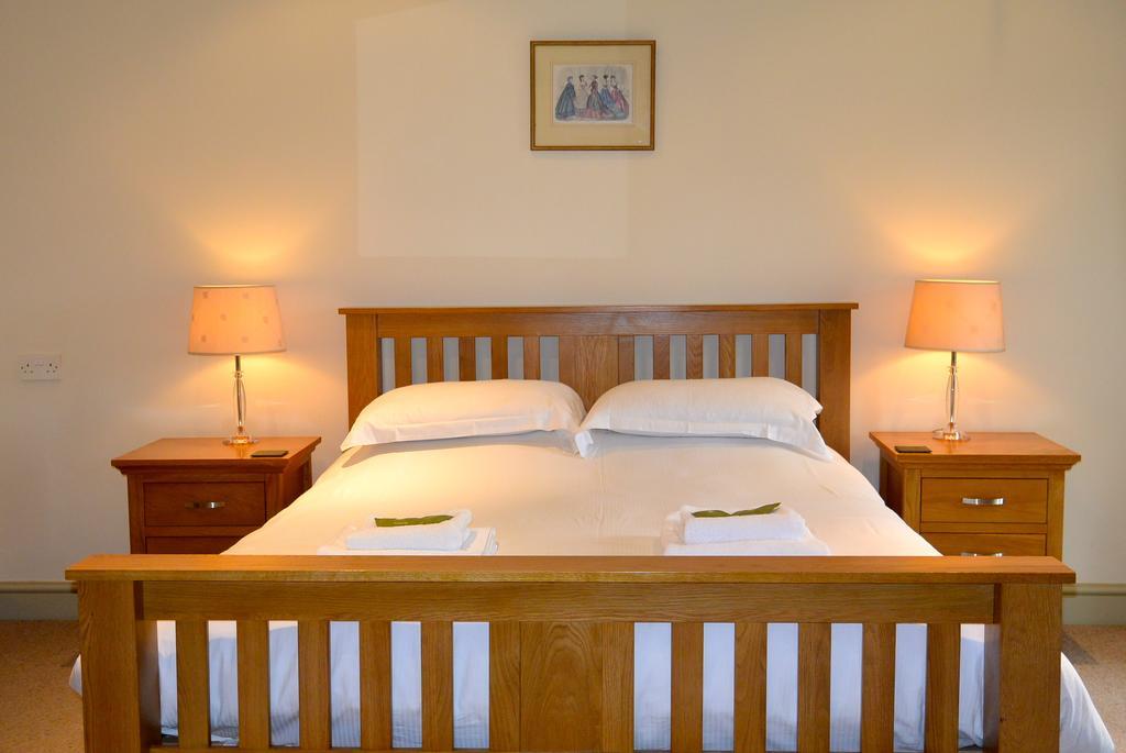 Coach & Horses Hotel Bourton-on-the-Water ห้อง รูปภาพ