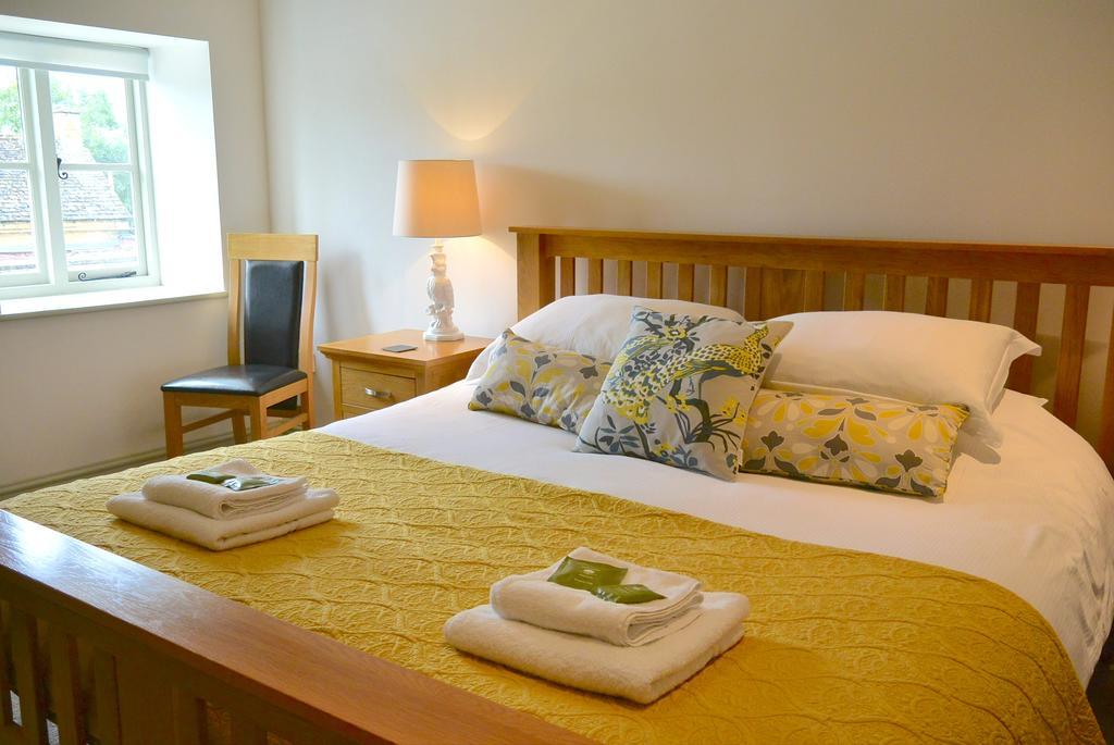 Coach & Horses Hotel Bourton-on-the-Water ห้อง รูปภาพ